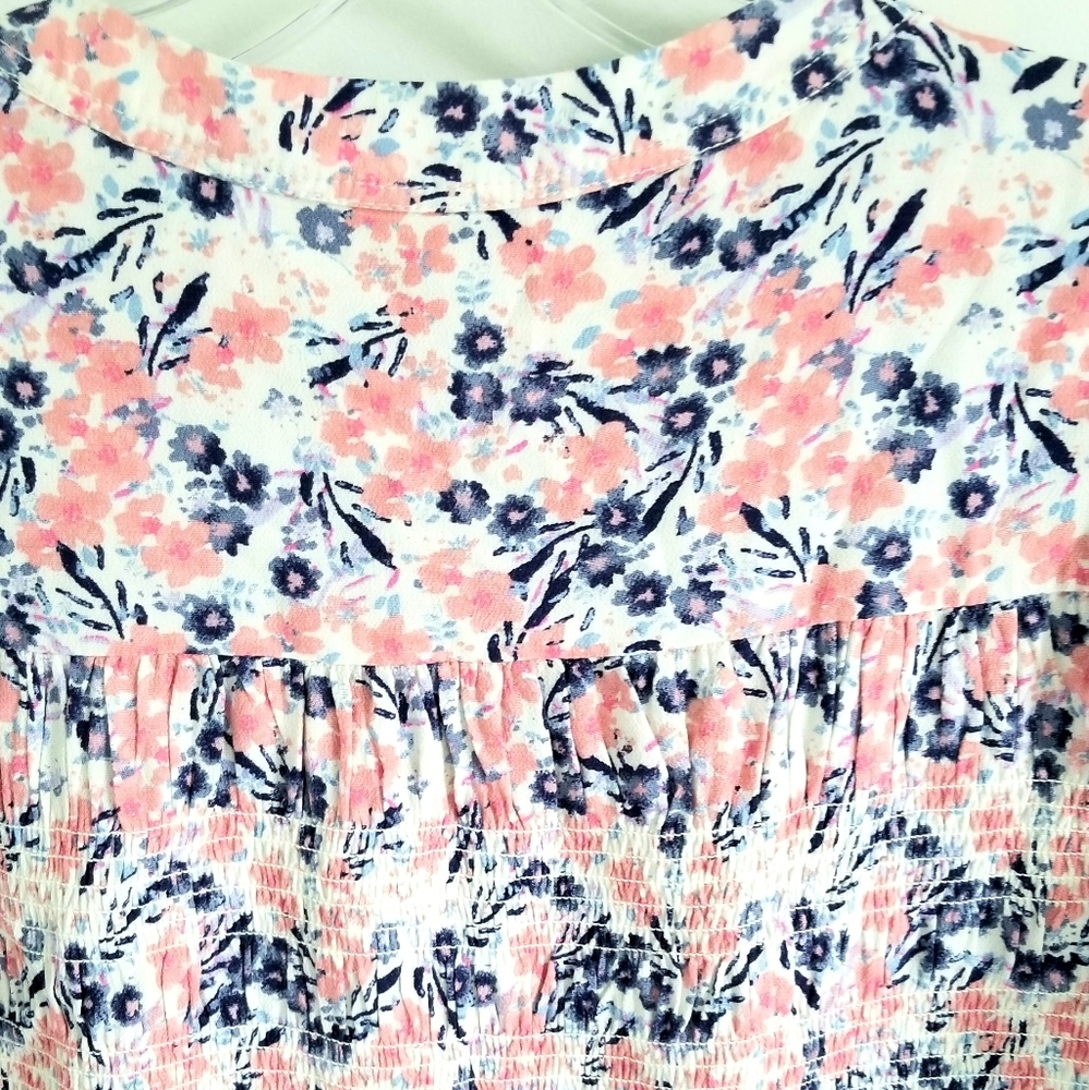 Knox Rose Top Pink Navy floral button down top Short Sleeve NWT - Picture 6 of 7
